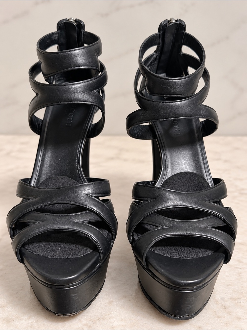 Gucci Black Leather Strappy Platform Stiletto Heels 36.5